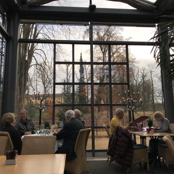 Foto tomada en Mövenpick Restaurant Zur Historischen Mühle  por Tuk_Suthavadee el 12/1/2017