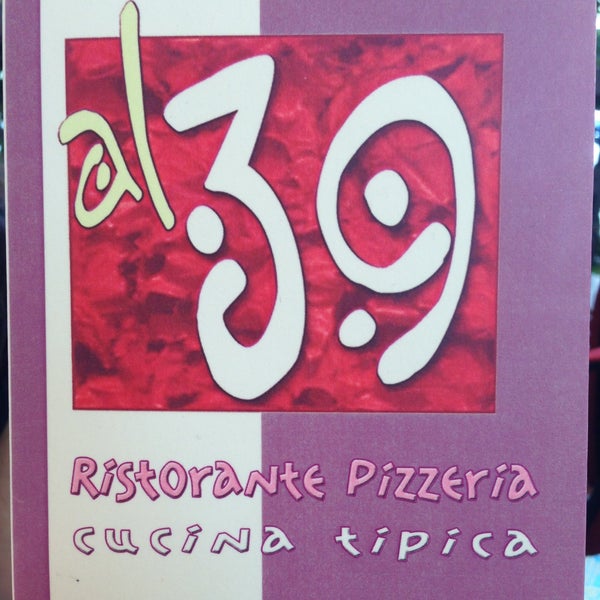 รูปภาพถ่ายที่ RISTORANTE Pizzeria Al 39 โดย PilGrim เมื่อ 5/4/2013