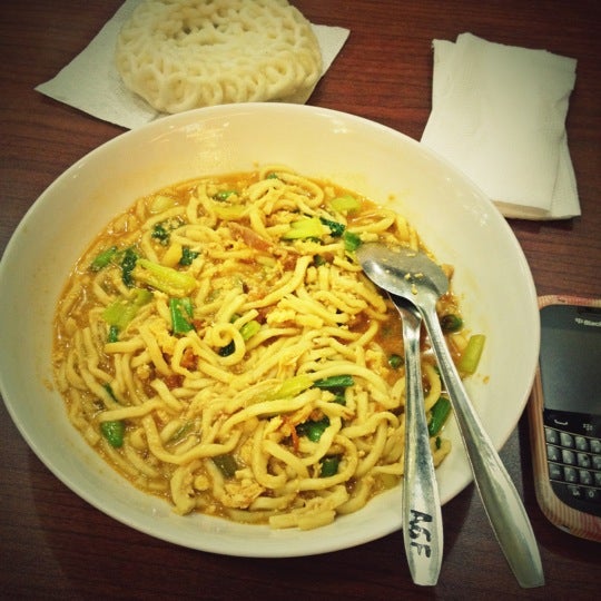 Bakso Raket & Bakmi Djogja Pak Trisno - Pasar Minggu - 0 tips