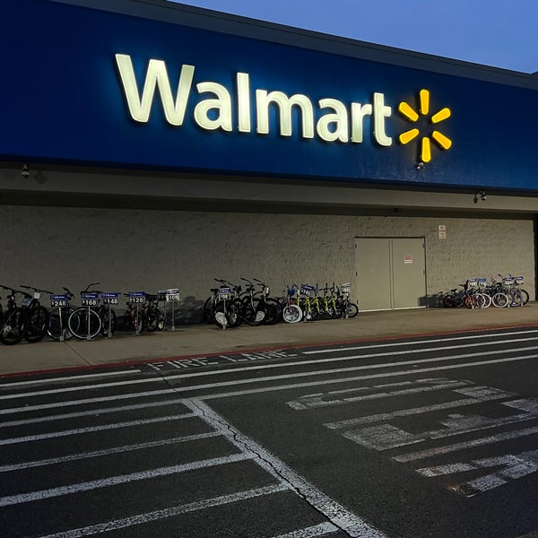 Walmart Supercenter 373 Benner Pike