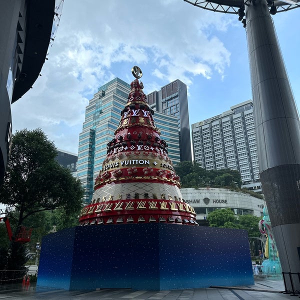 Photo taken at ION Orchard by Amie A. on 11/1/2023
