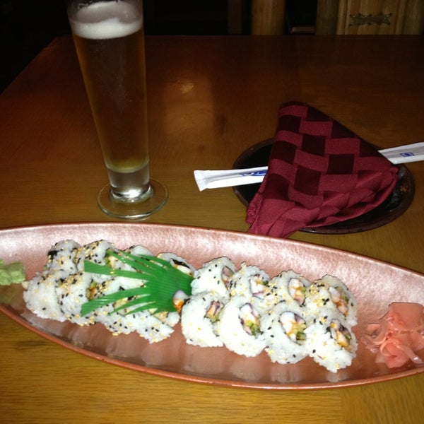 Photo taken at Yoshis Sushi &amp; Grill by Jorge R. on 1/24/2013