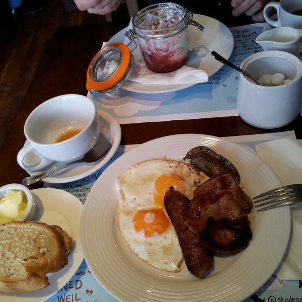 Omg. Breakfast Amazing. Coffee AAmazing. Love new look. St Giles café.