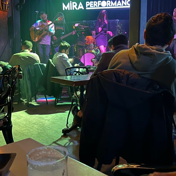 Снимок сделан в Mira Cafe &amp; Bar пользователем Selcan B. 3/12/2022