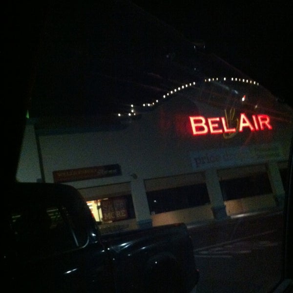 รูปภาพถ่ายที่ Bel Air โดย Alli เมื่อ 1/7/2013