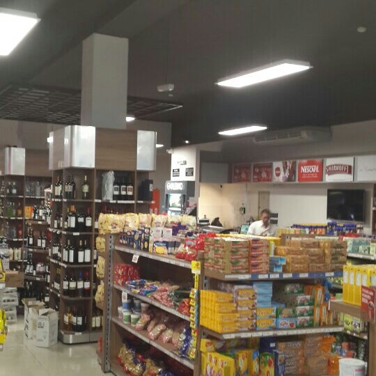 Biggie Express Tienda de autoservicio en Asunción