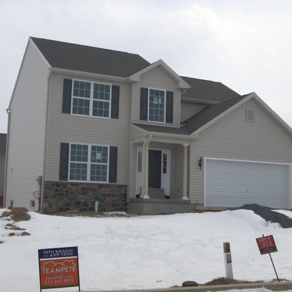 The New Winston Model at Chatham Glenn is Almost Ready to Move-In! http://www.mcnaughtonhomes.com/cgl-212-winston.html  #mcnaughtonhomes #chathamglenn #homebuilder #harrisburgpa