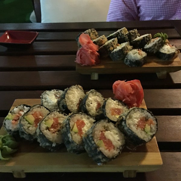 Суши дворик. Суши си артем прайс. Суши дворик. Суши ян. Японский дворик чебоксары.