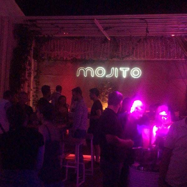 Das Foto wurde bei Mojito Lounge &amp; Club von Ysmn A. am 8/31/2019 aufgenommen