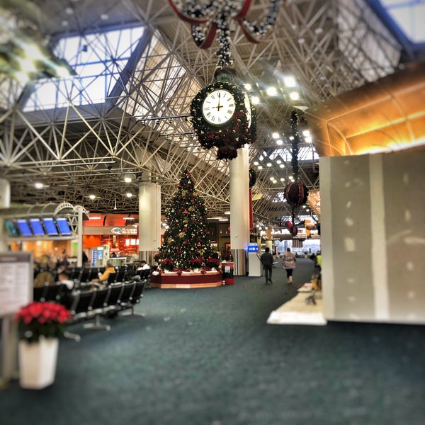 Avis Car Rental Mitchell Field 5300 South Howell Avenue