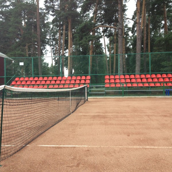 Спорткомплекс звезда. Спорткомплекс звезда ковров. Звезда спортивный комплекс Ростов. Спорткомплекс звезда Энгельс. Спорткомплекс Звездный Пенза мобилищовпневе.