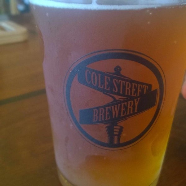 Das Foto wurde bei Cole Street Brewery von Matt H. am 7/3/2015 aufgenommen