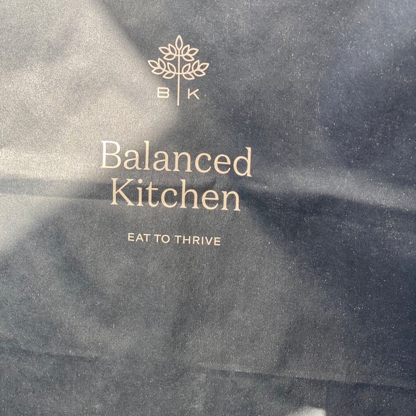 3/13/2022 tarihinde Abulrahmanziyaretçi tarafından Balanced Kitchen'de çekilen fotoğraf