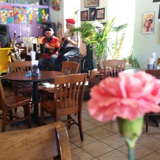 2/14/2015にSidne W.がGreat Day Cafeで撮った写真