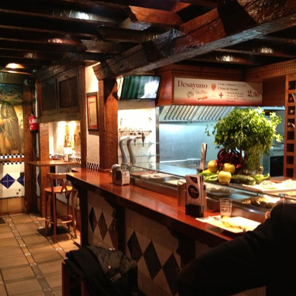 Photo taken at Restaurante Casa Lucio by Pedro D. on 1/31/2013