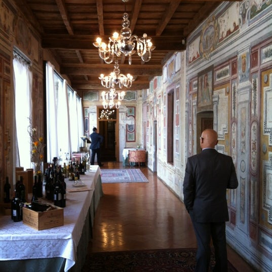 Photo prise au Grand Hotel Villa Torretta Milan Sesto, Curio Collection by Hilton par Andrea Brady P. le10/25/2012