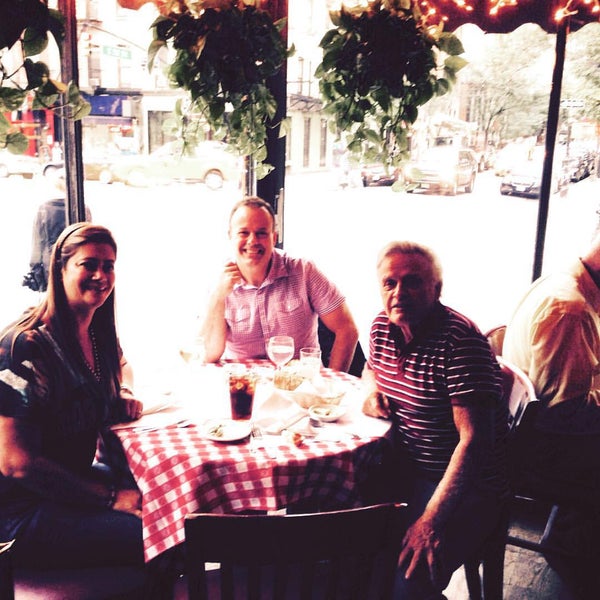 9/13/2015 tarihinde Ron G.ziyaretçi tarafından Mimi&#39;s Italian Restaurant &amp; Piano Bar'de çekilen fotoğraf