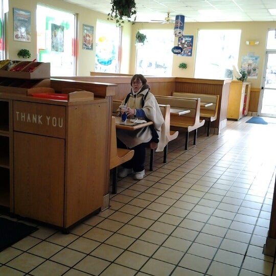 Dairy Queen Ice Cream Shop in Columbus