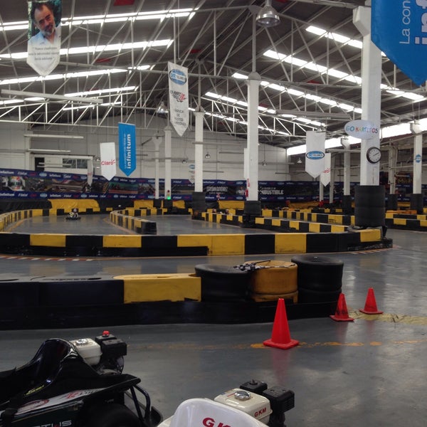 Foto tirada no(a) Gokartmanía por Sandra Paola C. em 9/10/2015