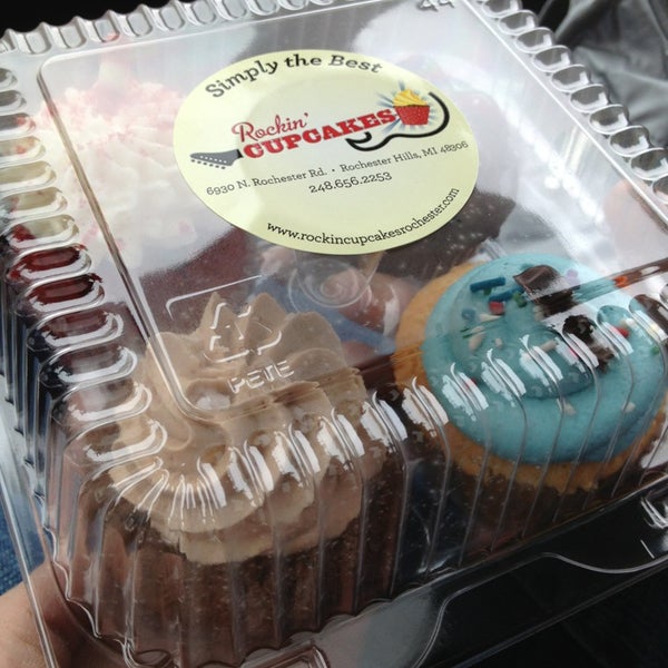 1/13/2013にNick G.がRockin&#39; Cupcakesで撮った写真