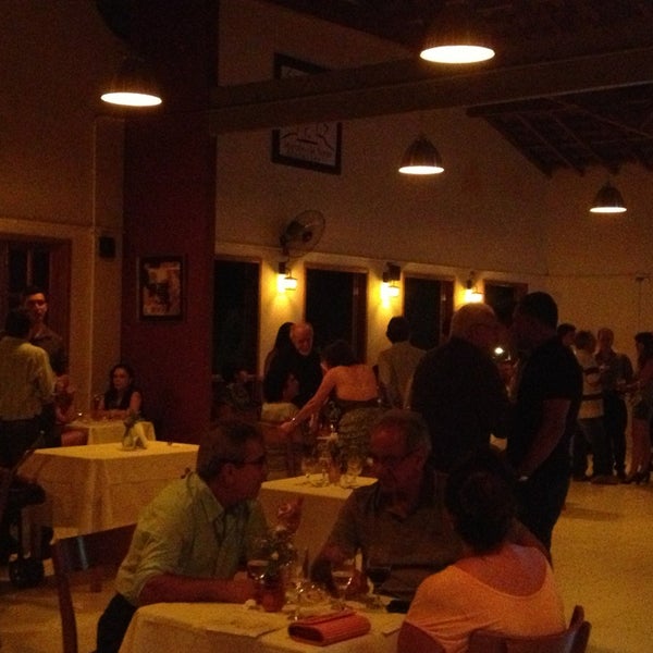 Foto diambil di Moinho Restaurante oleh Deborah A. pada 1/24/2013