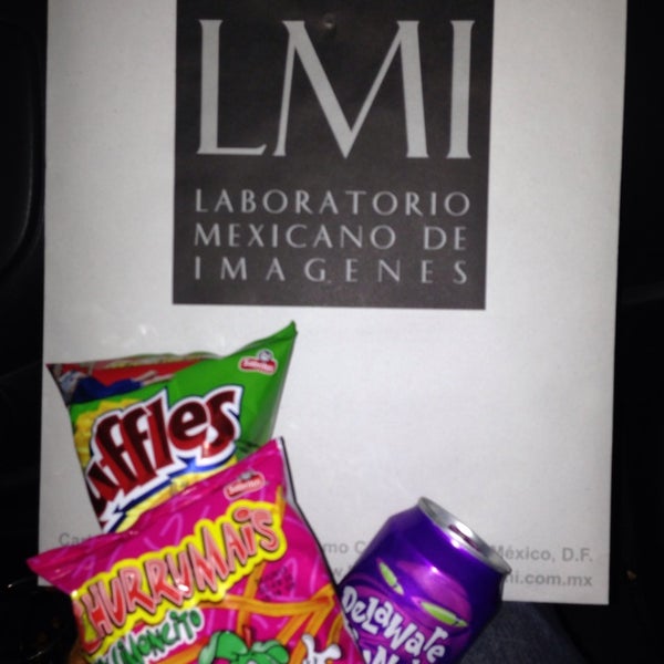 5/25/2013에 Olaf L.님이 Laboratorio Mexicano de Imagen (LMI)에서 찍은 사진