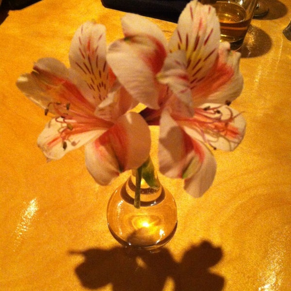 Foto tomada en Lilliana&#39;s Restaurant  por Ashley D. el 1/24/2013