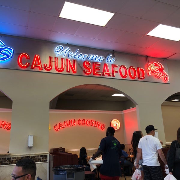 Снимок сделан в Cajun Seafood пользователем Jane L. 6/8/2018