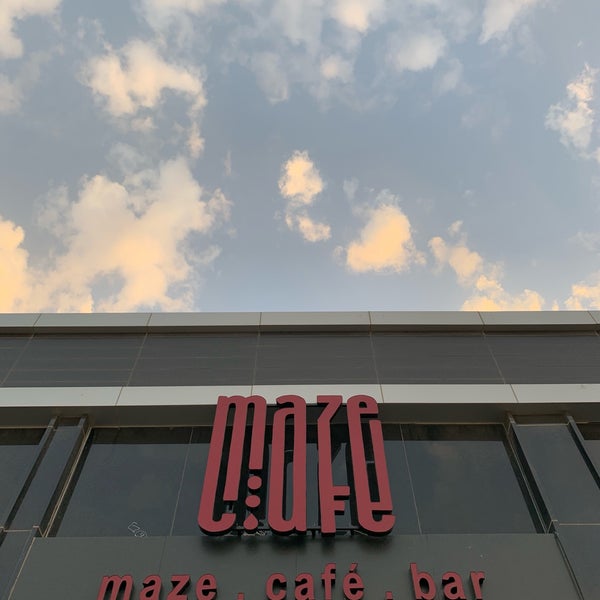 Foto diambil di Maze Cafe oleh Fares M. pada 7/5/2019