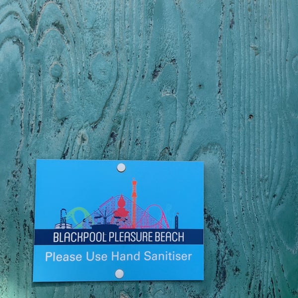 Foto diambil di Blackpool Pleasure Beach oleh Lama pada 7/26/2022