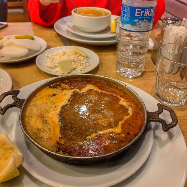 Das Foto wurde bei Flash Restaurant von Bahadır K. am 12/21/2018 aufgenommen