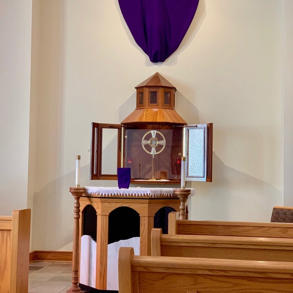 Foto diambil di Our Lady of Fatima Catholic Church oleh Scott M. pada 4/16/2019