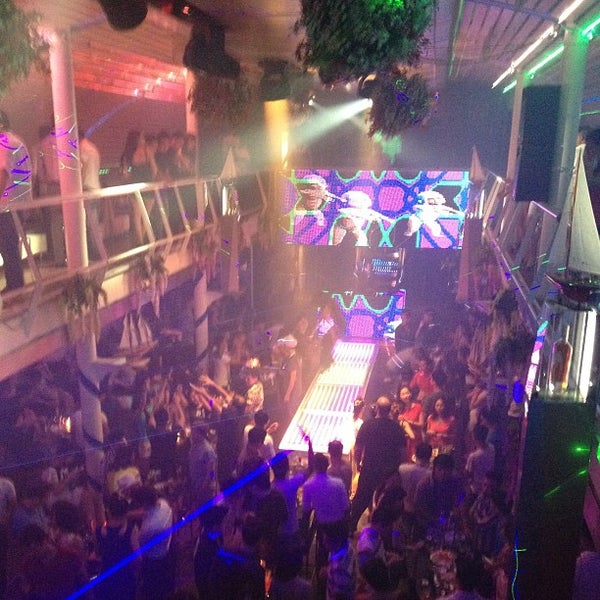 Happy иркутск клуб