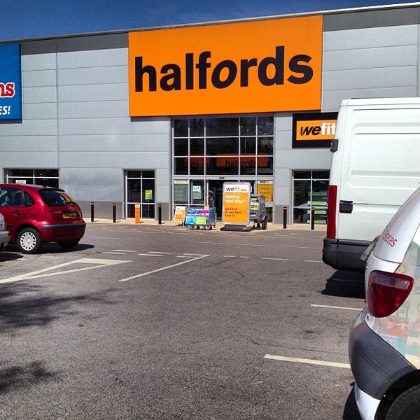 halfords cleats