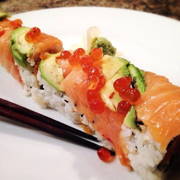Foto tirada no(a) YoiYoi Steakhouse &amp; Sushi por Danny B. em 2/20/2014