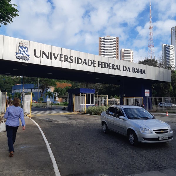 Снимок сделан в UFBA - Universidade Federal da Bahia - Campus Ondina пользователем Edilson C. 8/27/2018