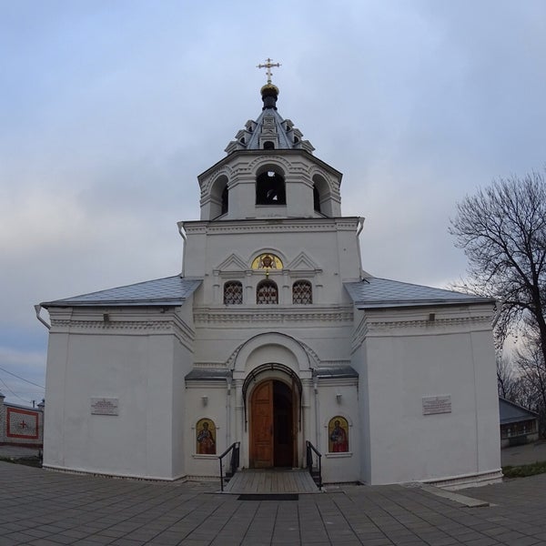 Церковь Живоначальной Троицы Карачев
