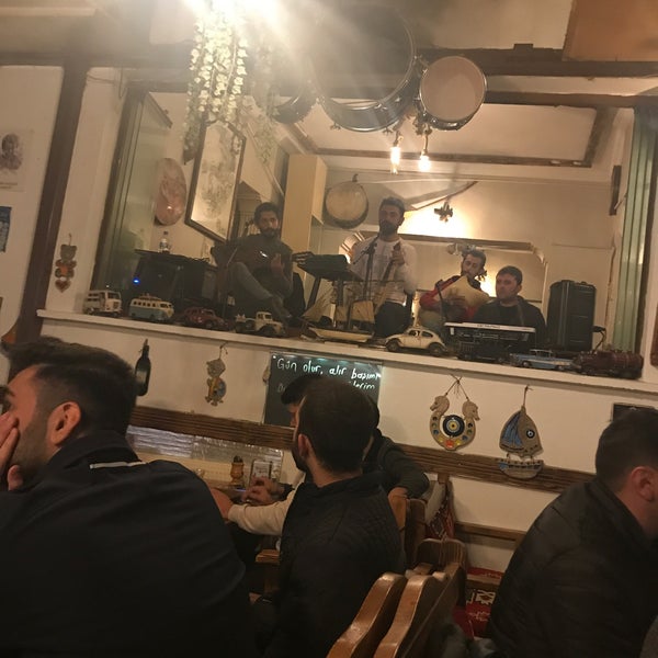 Foto tirada no(a) Ihlamuraltı Cafe por Batuhan K. em 12/29/2019
