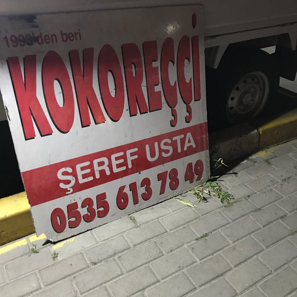 รูปภาพถ่ายที่ Kokoreçci Şeref โดย Seda D. เมื่อ 5/5/2018