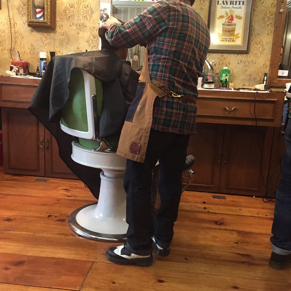 Foto tirada no(a) La Única Barbería por Trunks B. em 10/2/2015