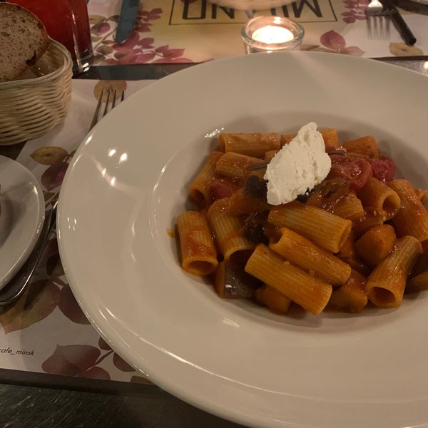 Photo taken at Milano Café by Sulaiman on 10/7/2019
