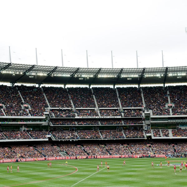 รูปภาพถ่ายที่ Melbourne Cricket Ground (MCG) โดย Melbourne Cricket Ground (MCG) เมื่อ 10/13/2013