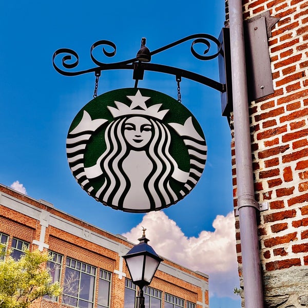 Starbucks Coffee Shop in Alexandria