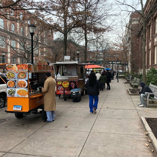 Yale New Haven Food Carts 471 ziyaretçidan 16 tavsiye'da fotoğraflar