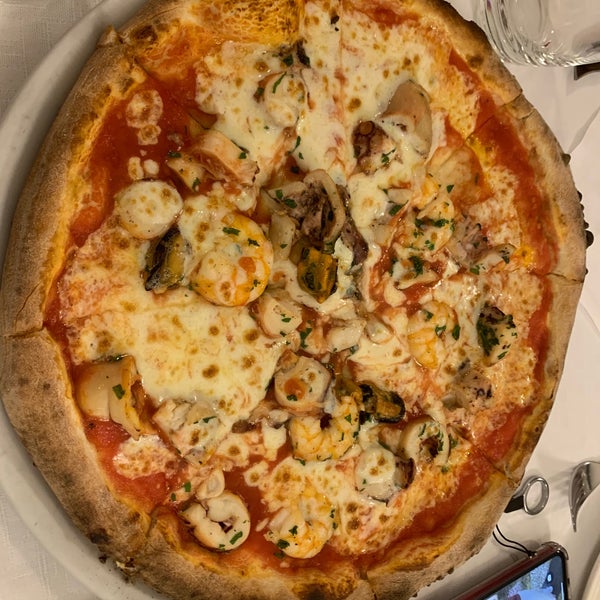 Pizzeria Orologio - Via Ugo Foscolo 11