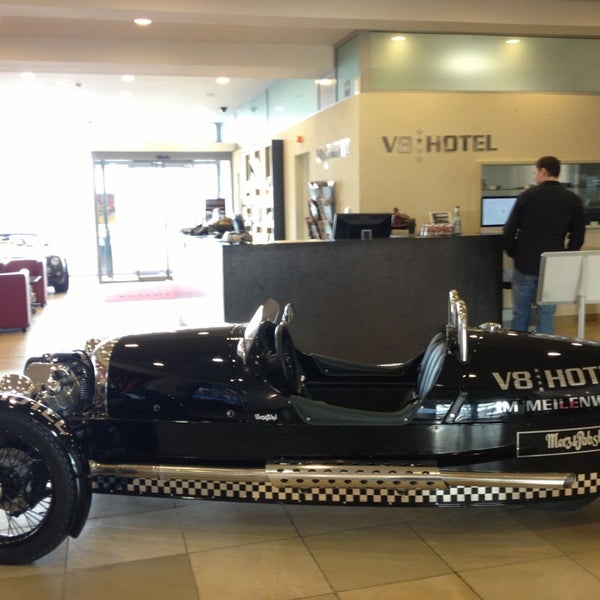 Foto diambil di V8 Hotel Classic Motorworld oleh Dimitris T. pada 2/19/2013