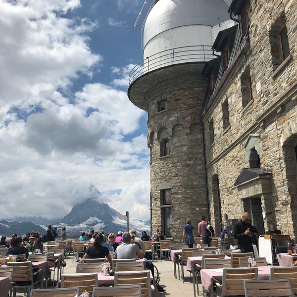 Das Foto wurde bei 3100 Kulmhotel Gornergrat Zermatt von Raymond K. am 7/31/2018 aufgenommen