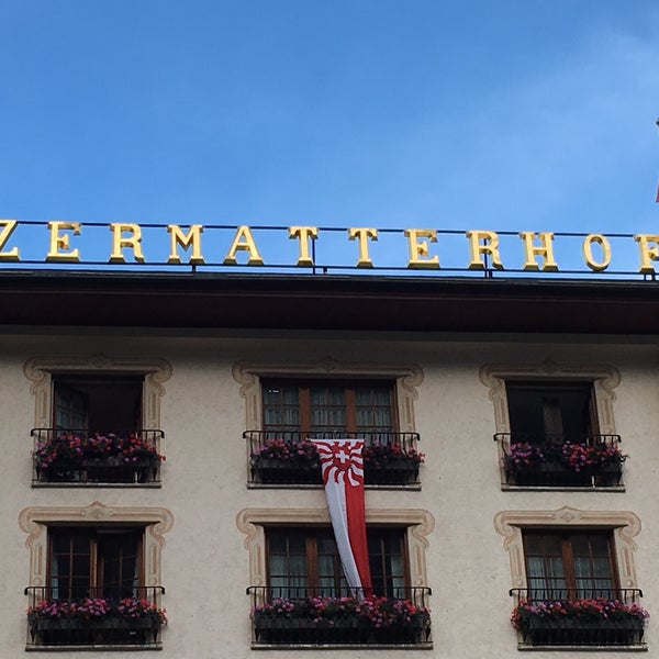 Das Foto wurde bei Grand Hotel Zermatterhof von Raymond K. am 8/1/2016 aufgenommen