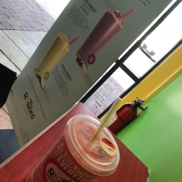 Robeks Fresh Juices & Smoothies Westlake, OH