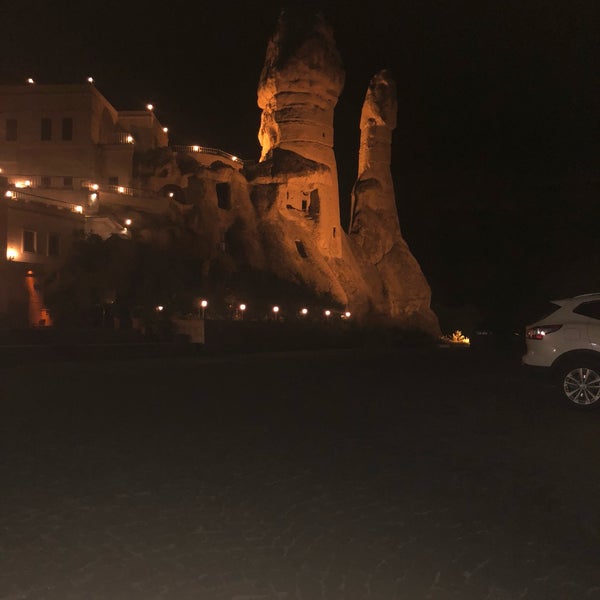 รูปภาพถ่ายที่ Göreme Kaya Hotel โดย S. B. เมื่อ 5/12/2018